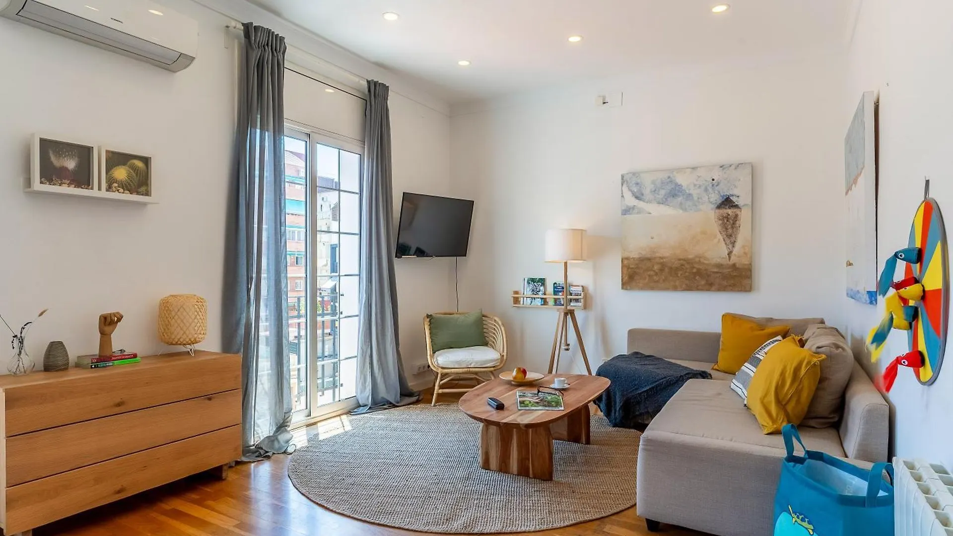 Canela Homes Barcelona Fira 0*,  Spanien